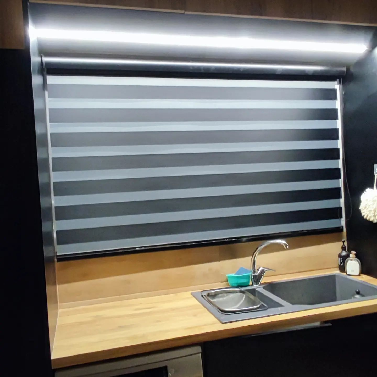 &kappa;&omicron;&upsilon;&rho;&tau;ί&nu;&alpha; &sigma;&alpha;&lambda;&omicron;&nu;&iota;&omicron;ύ